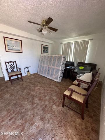 200 DURRILL Road, El Paso, TX 79915