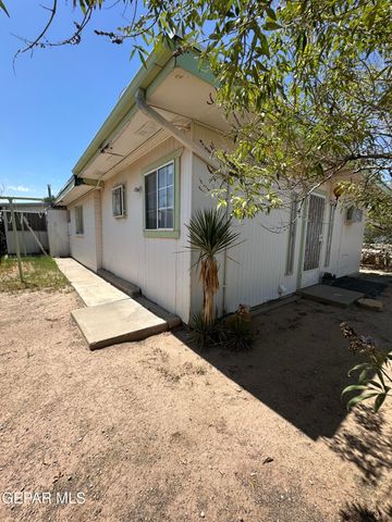200 DURRILL Road, El Paso, TX 79915