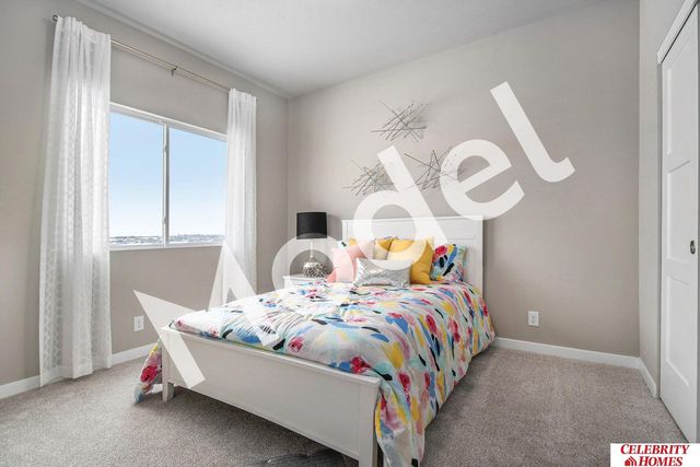 5406 N 182 Street, Elkhorn, NE 68022