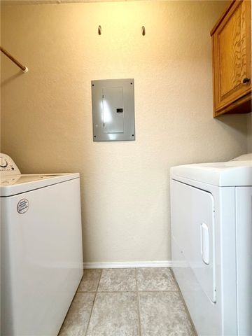 508 5th Street D, Bentonville, AR 72712