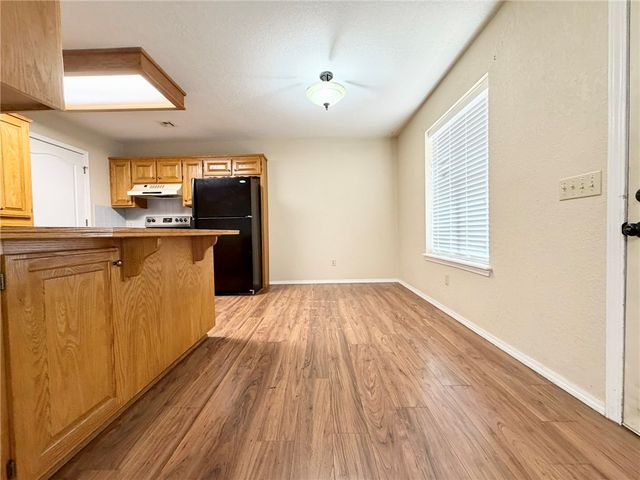 508 5th Street D, Bentonville, AR 72712