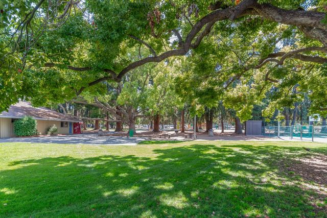 207 Sunset Avenue, Sunnyvale, CA 94086