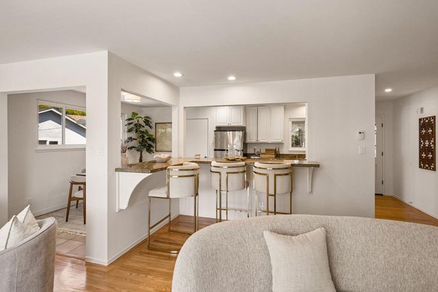 207 Sunset Avenue, Sunnyvale, CA 94086