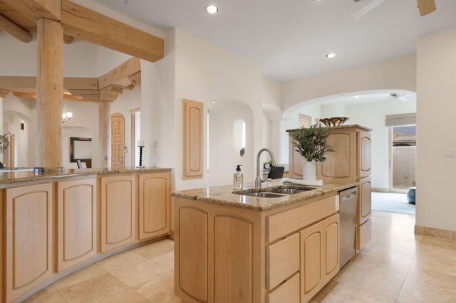 2 White Mesa Trail, Placitas, NM 87043
