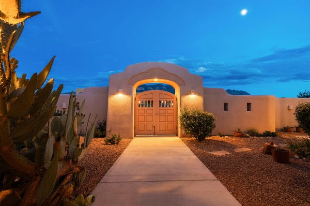 2 White Mesa Trail, Placitas, NM 87043
