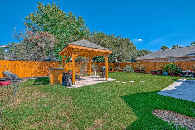 19931 Maple Village Drive, Cypress, TX 77433