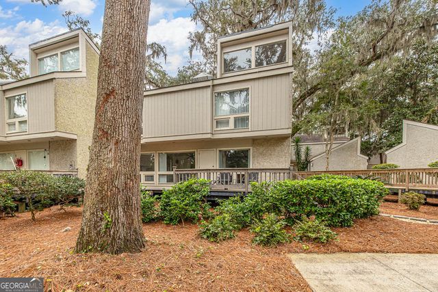 413 Fairway Villas Drive, St. Simons, GA 31522