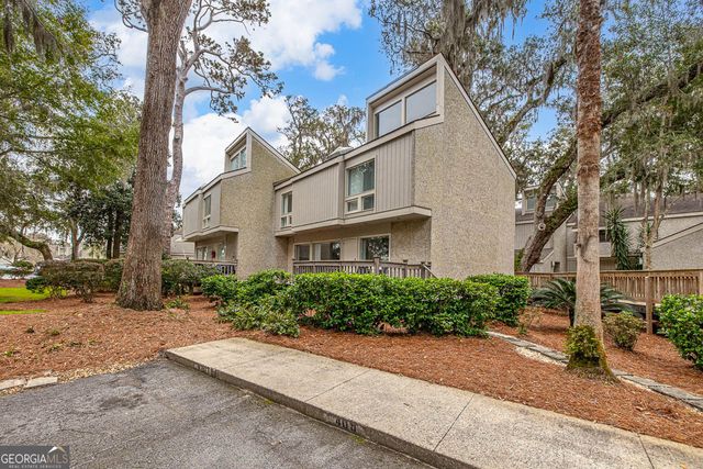 413 Fairway Villas Drive, St. Simons, GA 31522