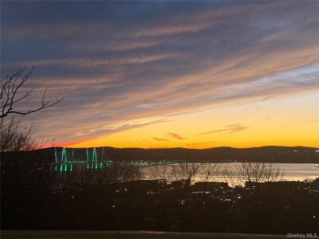 35 Walden Road, Tarrytown, NY 10591