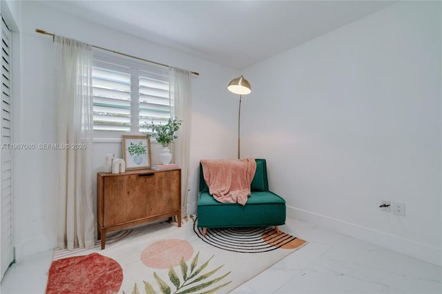 1401 SW 94th Ave, Miami, FL 33174