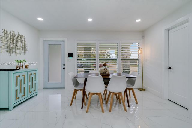 1401 SW 94th Ave, Miami, FL 33174