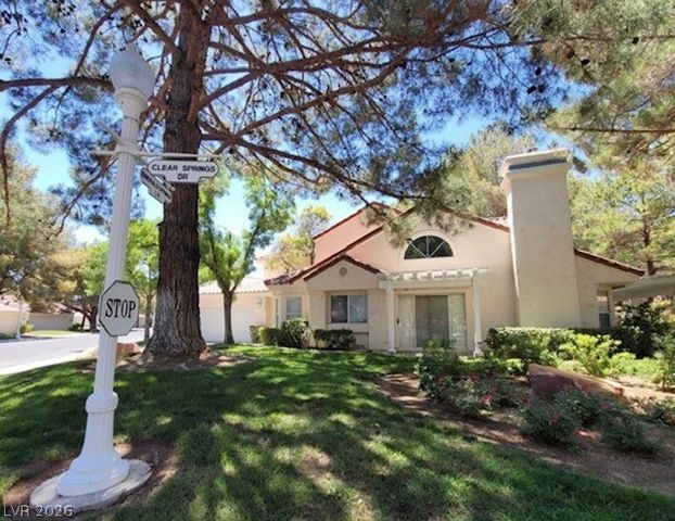 6902 Emerald Springs Lane, Las Vegas, NV 89113