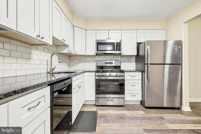 27 WHITE PINE CT, Lafayette Hill, PA 19444