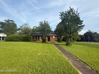 15449 Mimosa Drive, Gulfport, MS 39503