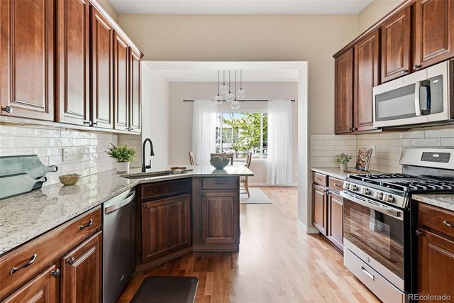 6175 S Paris Street, Englewood, CO 80111