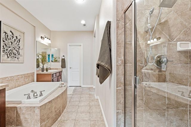 6175 S Paris Street, Englewood, CO 80111