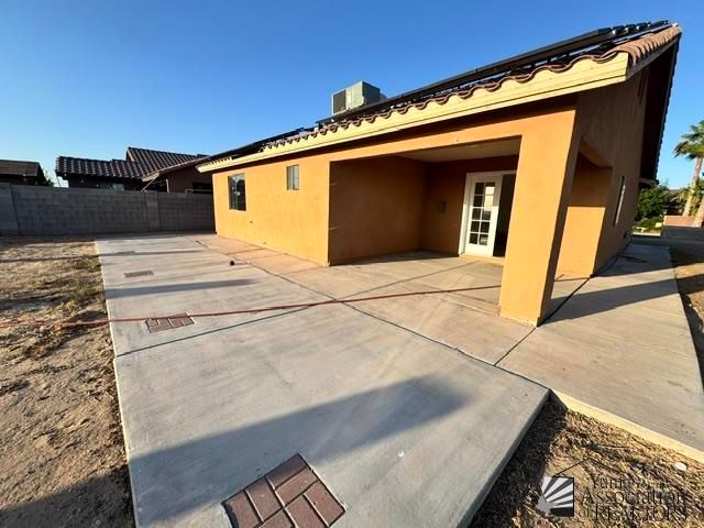 2102 N David Riedel Blvd, San Luis, AZ 85336