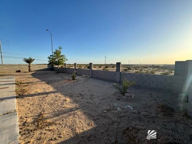 2102 N David Riedel Blvd, San Luis, AZ 85336