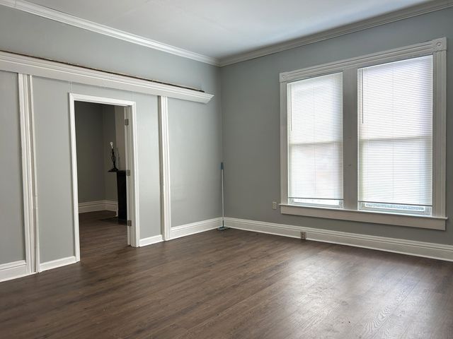 130 E Broadway Street, Winchester, KY 40391