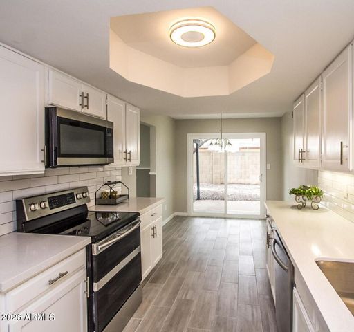 4023 W GRISWOLD Road, Phoenix, AZ 85051