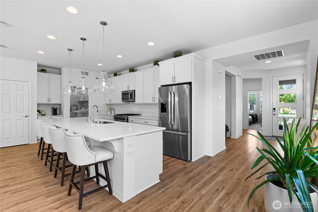 15215 182nd Avenue E, Bonney Lake, WA 98391