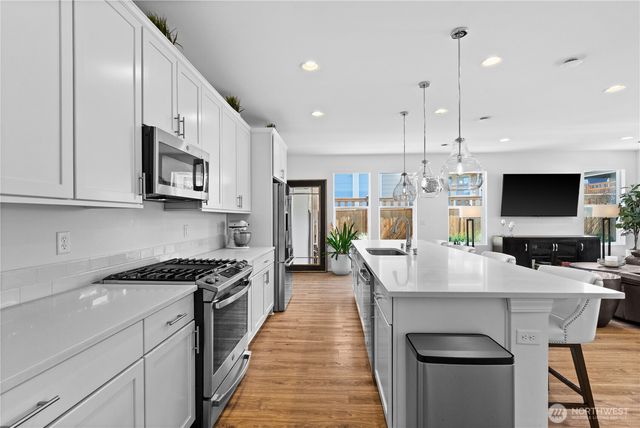 15215 182nd Avenue E, Bonney Lake, WA 98391