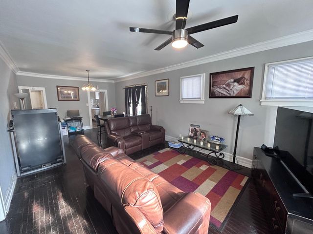 708 W 43rd Avenue, Gary, IN 46408