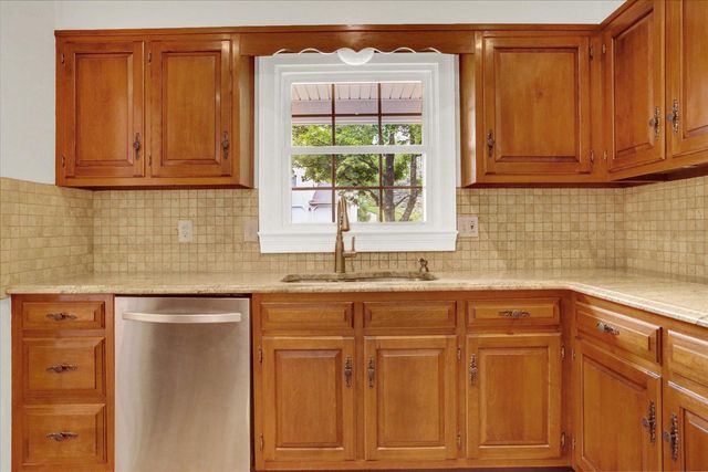 470 WOODCREST DR, Mechanicsburg, PA 17050