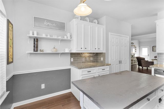 1908 Hunnington Drive, Conroe, TX 77303