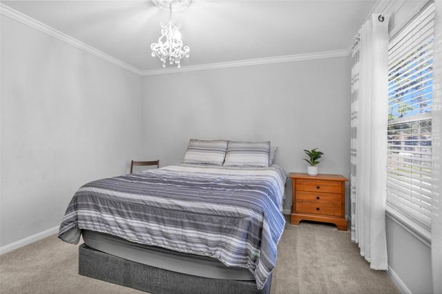 1908 Hunnington Drive, Conroe, TX 77303