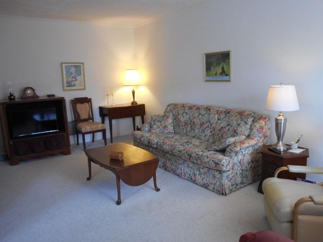 3322 Cynthia Lane 106, Lake Worth Beach, FL 33461
