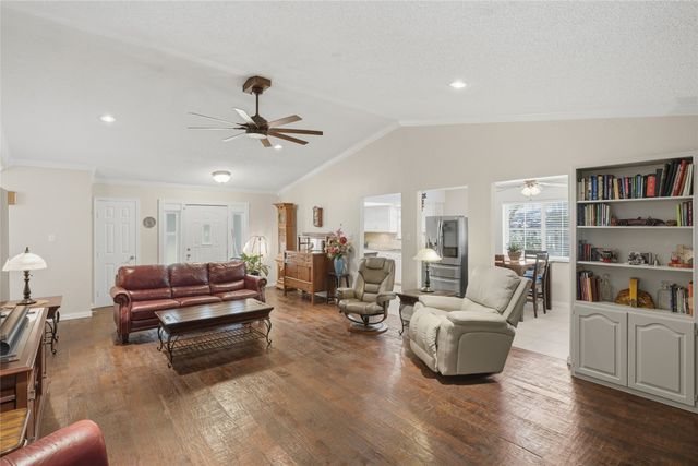 2001 Statler Drive, Carrollton, TX 75007
