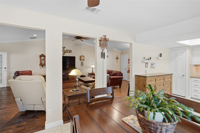 2001 Statler Drive, Carrollton, TX 75007
