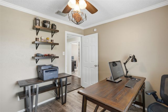2001 Statler Drive, Carrollton, TX 75007