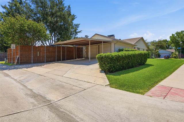 2001 Statler Drive, Carrollton, TX 75007