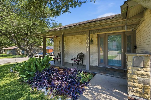 2001 Statler Drive, Carrollton, TX 75007