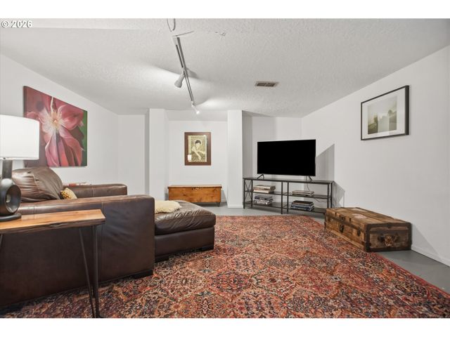 1415 Se 50TH Ave, Portland, OR 97215