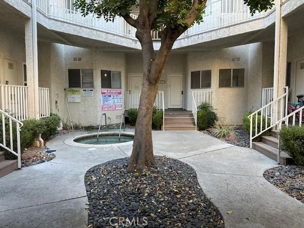 3378 Darby 327, Simi Valley, CA 93063 — exterior