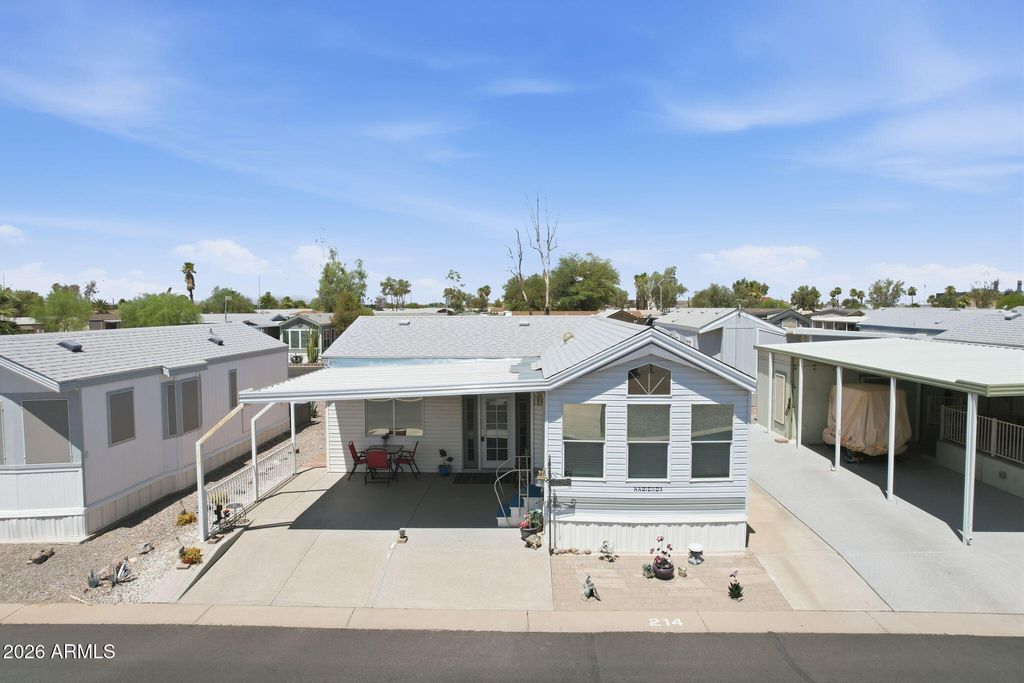 1703 N THORNTON Road 214, Casa Grande, AZ 85122 — exterior