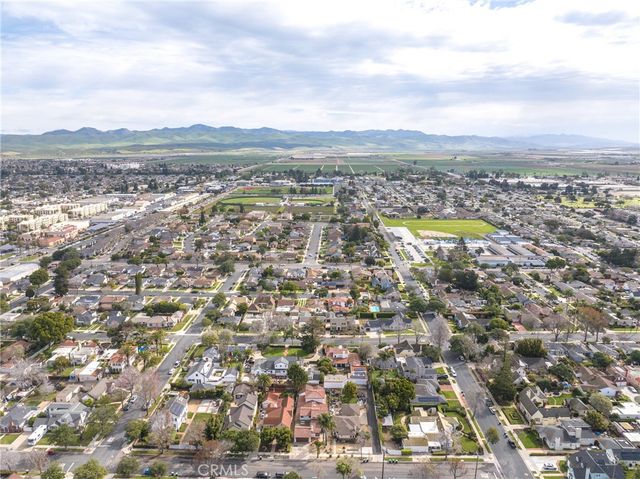 914 S McClelland, Santa Maria, CA 93454