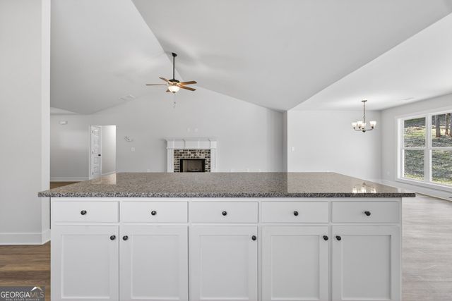 138 Airport Road 14, Canon, GA 30520