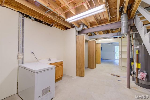 3115 Autumn Trace Drive, Maryland Heights, MO 63043