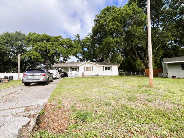 121 MARIS COURT, Lakeland, FL 33809