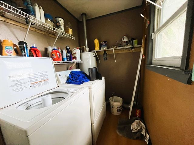 121 MARIS COURT, Lakeland, FL 33809