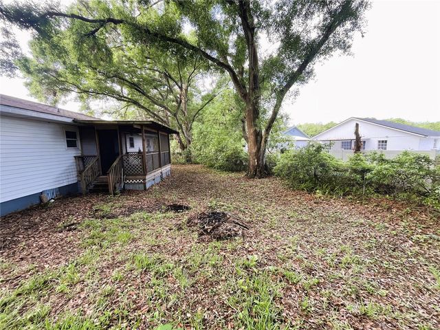 121 MARIS COURT, Lakeland, FL 33809