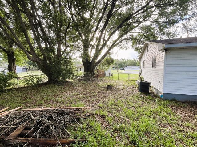 121 MARIS COURT, Lakeland, FL 33809