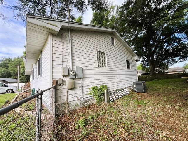 121 MARIS COURT, Lakeland, FL 33809