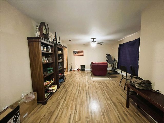 121 MARIS COURT, Lakeland, FL 33809