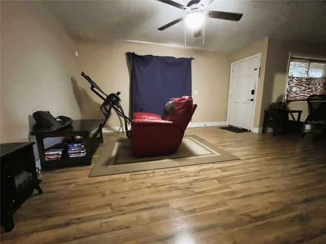 121 MARIS COURT, Lakeland, FL 33809