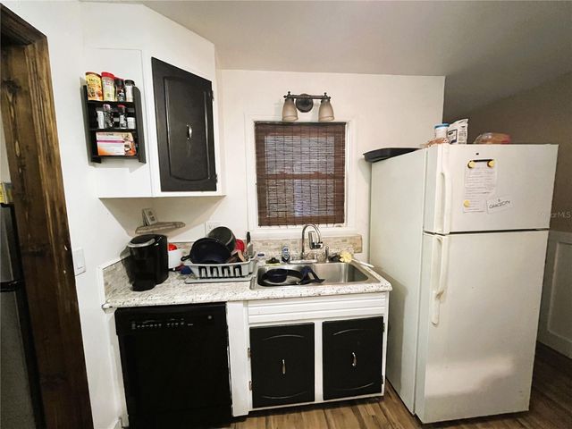 121 MARIS COURT, Lakeland, FL 33809